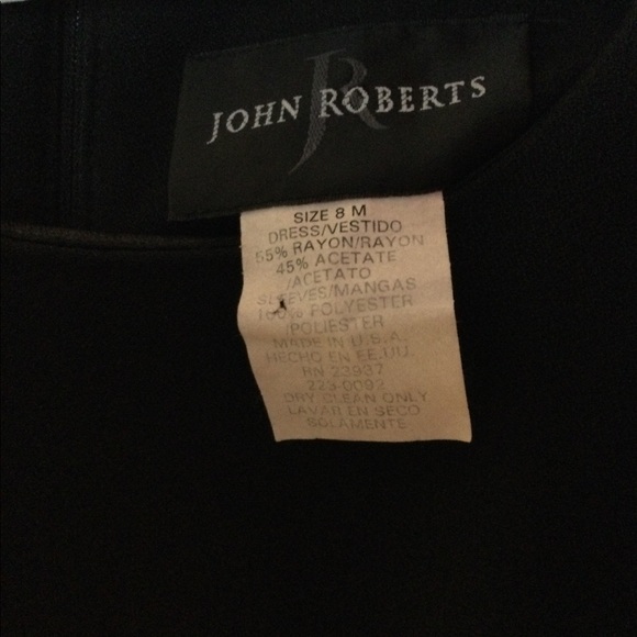 Dress - Picture 3 of 4